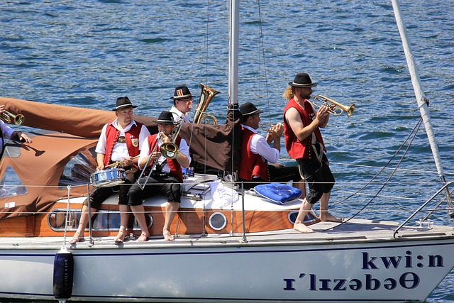 端则堪称联 端则堪称联